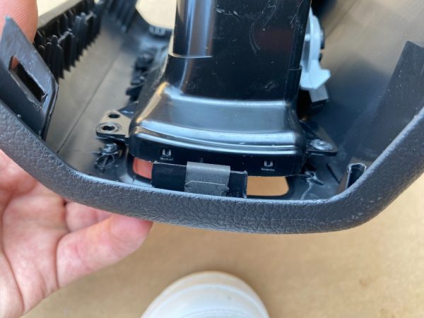 Capac cotiera cu grile ventilatie VW Golf 7 2019 5G0819203 5G0 819 203 - Dezmembrari Auto - imagine 2