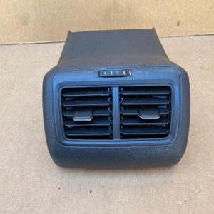 Capac cotiera cu grile ventilatie VW Golf 7 5g0863298 5g0 863 298 - Dezmembrari Auto