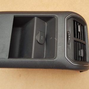 Capac cotiera cu guri ventilatie VW Sportsvan 510863300B 510 863 300 B - Dezmembrari Auto