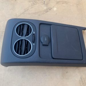 Capac cotiera cu suport pahare VW Golf 5 plus Golf 6 plus 5M0863289A 5M0 863 289 A - Dezmembrari Auto