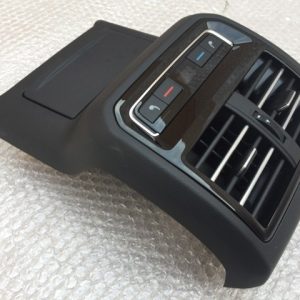 Capac cotiera panou climatronic VW Passat B8 3G0 907 049 C 3G0907049C - Dezmembrari Auto