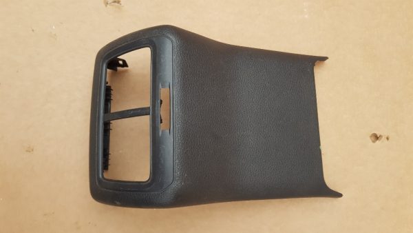 Capac cotiera VW Golf 7 5G0863289C 5G0 863 289 C - Dezmembrari Auto