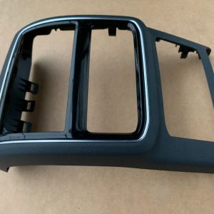 Capac cotiera VW Passat B8 - Dezmembrari Auto