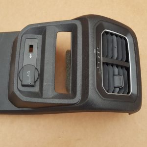 Capac cotiera VW Tiguan 2017 5NA864298C 5NA 864 298 C 5NA819203 5NA 819 203 - Dezmembrari Auto