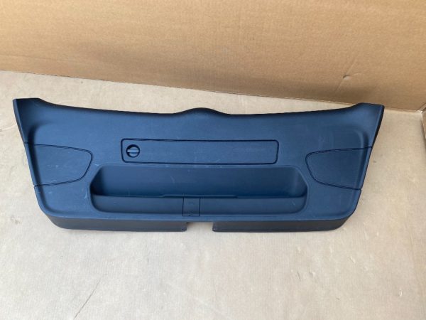 Capac haion Audi A3 8V 2 usi 8V3867979A 8V3 867 979 A - Dezmembrari Auto