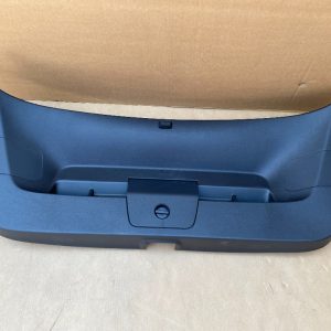 Capac haion VW Golf 7 2019 hatchback 5G6867605E 5G6 867 605 E - Dezmembrari Auto