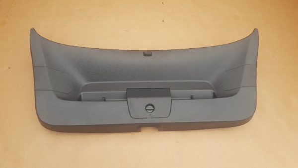 Capac haion VW Golf 7 hatchback 5G6867605E 5G6 867 605 E - Dezmembrari Auto