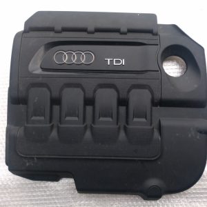Capac motor Audi Q3 2.0 tdi 04L103925R 04L 103 925 R - Dezmembrari Auto