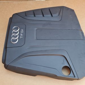 Capac motor Audi Q8 2019 2.0 tfsi 4M0133849B 4M0 133 849 B - Dezmembrari Auto