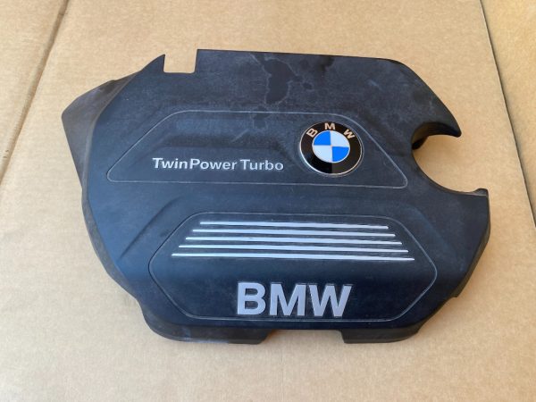 Capac motor BMW X1 F48 2017 8514199 11148514199 la 0 km - Dezmembrari Auto