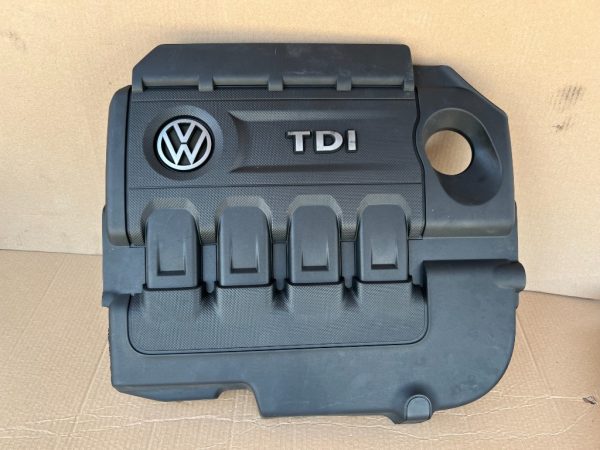 Capac motor VW 2.0 tdi euro 6 CRLB DFH DFC DDA DEJ CUN DLU Cr v CRG CRM - Dezmembrari Auto