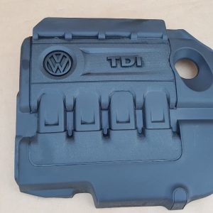 Capac motor VW Golf 7 2.0 tdi 04L103954T 04L 103 954 T - Dezmembrari Auto