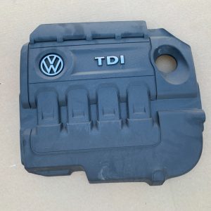 Capac motor VW Golf 7 diesel 04L103954T 04L 103 954 T la 0 km - Dezmembrari Auto