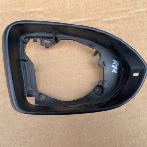 Capac oglinda dreapta VW Passat B8 232537132 232 537 132 - Dezmembrari Auto