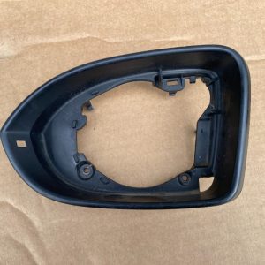 Capac oglinda stanga VW Passat B8 232637131 232 637 131 - Dezmembrari Auto