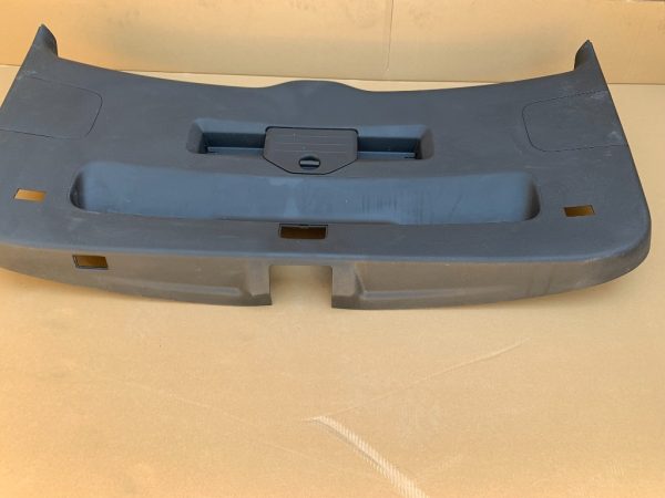 Capac ornament plastic haion VW Sharan 2015 7N0867601B 7N0 867 601 B - Dezmembrari Auto