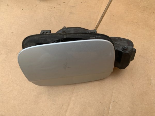 Capac rezervor Audi A4 B8 8K0809999D 8K0 809 999 D - Dezmembrari Auto