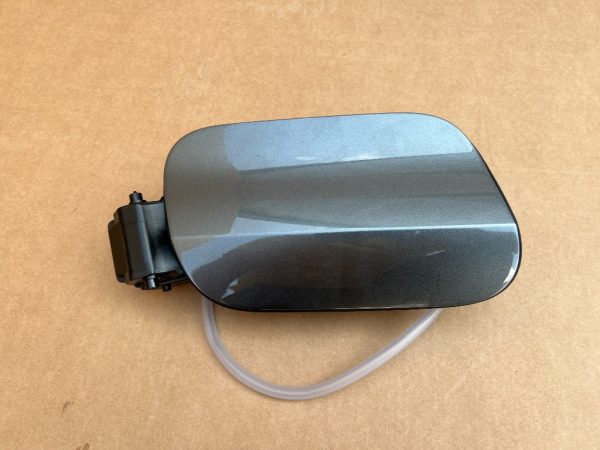 Capac rezervor cu buson rezervor Audi A3 8Y din 2023 8Y4809906 8Y4 809 906 - Dezmembrari Auto