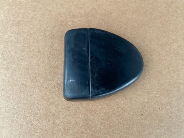 Capac stergator luneta VW Touareg 7L 7L6845425 7L6 845 425 - Dezmembrari Auto