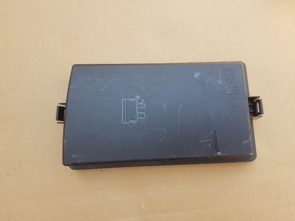 Capac tablou sigurante VW Arteon 5Q0937132B 5Q0 937 132 B - Dezmembrari Auto