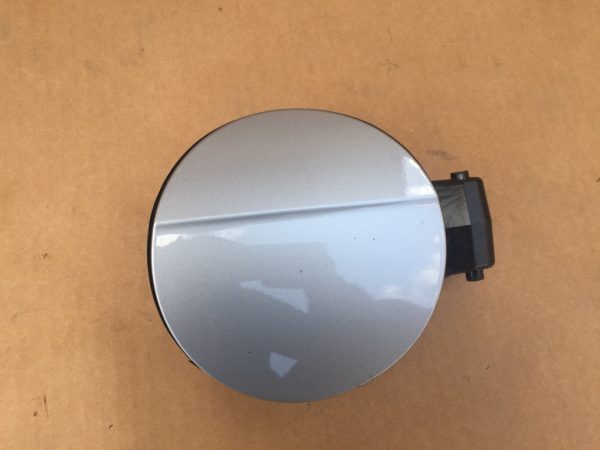 Capac usita rezervor Audi A3 8P 8P0010370M 8P0 010 370 M - Dezmembrari Auto