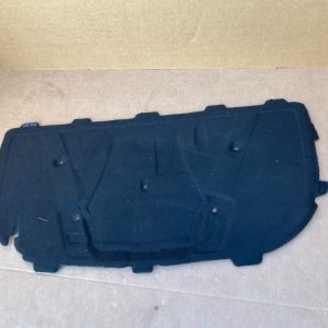 Capitonaj pasla capota Audi A4 B8 2009 - Dezmembrari Auto