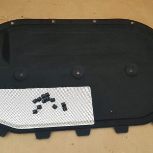 Capitonaj pasla capota fata VW Passat B8 - Dezmembrari Auto