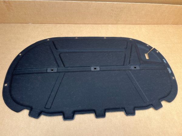Capitonaj tapiterie capota fata VW Passat B8.5 din 2023 la 0 km 2.0 tdi 200 cp - Dezmembrari Auto - imagine 3