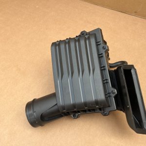 Carcasa filtru aer Audi A3 8Y din 2023 5Q0129601BB 5Q0 129 601 BB - Dezmembrari Auto