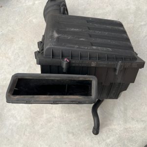 Carcasa filtru aer VW Golf 7 Sportsvan 2.0 tdi 5Q0129607AF 5Q0 129 607 AF - Dezmembrari Auto