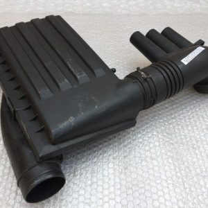 Carcasa filtru aer VW Passat B8 1.4 TSI CZEA 04E 129 611 G 04E129611G - Dezmembrari Auto