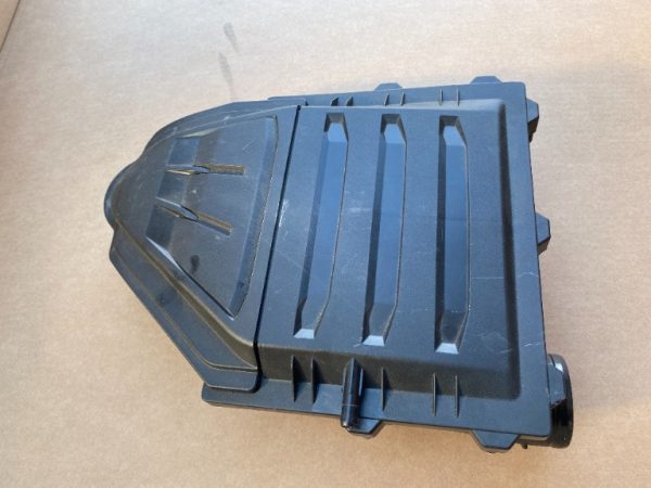 Carcasa filtru aer VW T-Cross 1.0 04C129601M 04C 129 601 M - Dezmembrari Auto