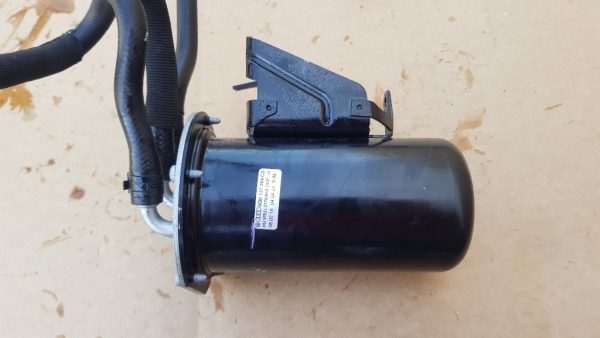 Carcasa filtru motorina VW Passat B8 2.0 tdi 5Q0127399CD 5Q0 127 399 CD - Dezmembrari Auto