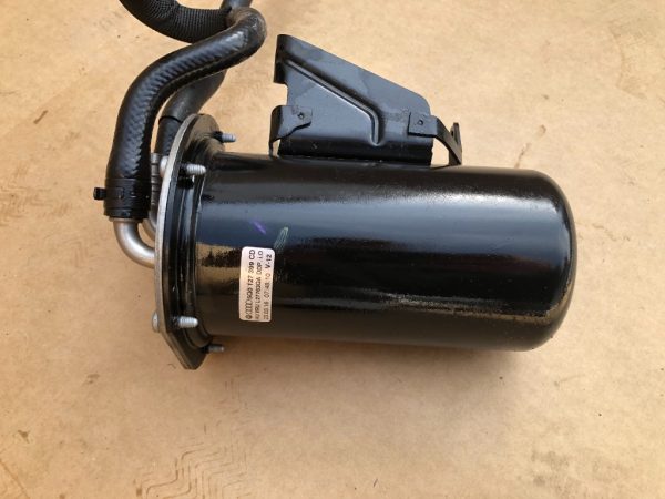 Carcasa filtru motorina VW Touran 2017 5Q0127399CD 5Q0 127 399 CD - Dezmembrari Auto