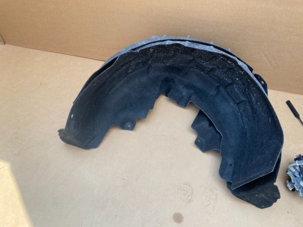 Carenaj stanga spate VW Golf 7 facelift hatchback 5G0810971J 5G0 810 971 J - Dezmembrari Auto