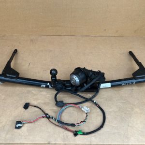 Carlig remorcare electric original VW ARTEON 3G8803881 3G8 803 881 - Dezmembrari Auto