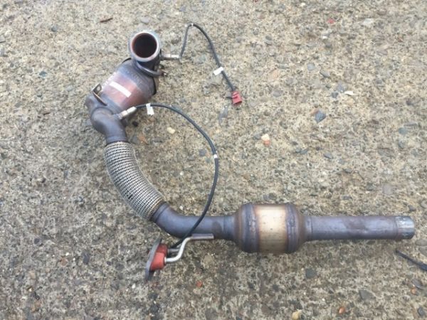 Catalizator / catalizatoare VW Passat B8 1.4 TSI 5N0 131 690 N 5N0131690N - Dezmembrari Auto
