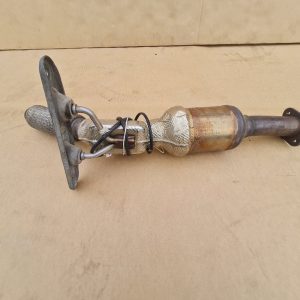 Catalizator VW Passat B8 1.4 tsi 5Q0131701AC 5Q0 131 701 AC - Dezmembrari Auto