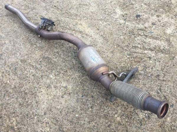 Catalizator VW Tiguan 2.0 DFC 3Q0131701F 3Q0 131 701 F - Dezmembrari Auto