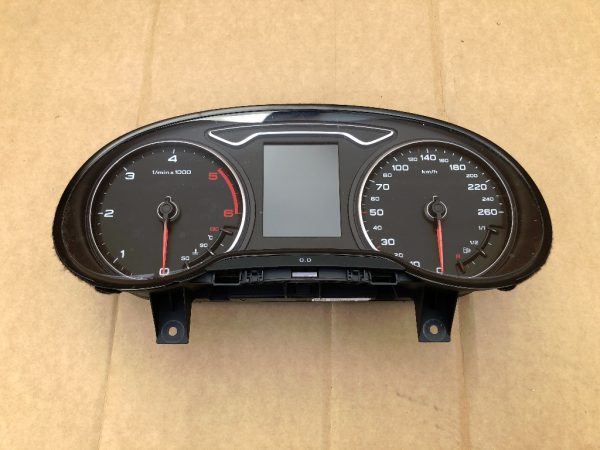 Ceasuri bord Audi A3 8V 2.0 tdi 8V0920870B 8V0 920 870 B - Dezmembrari Auto
