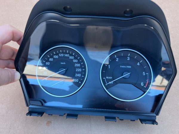 Ceasuri bord BMW X1 F48 din 2017 la 0 km 9295446 - Dezmembrari Auto