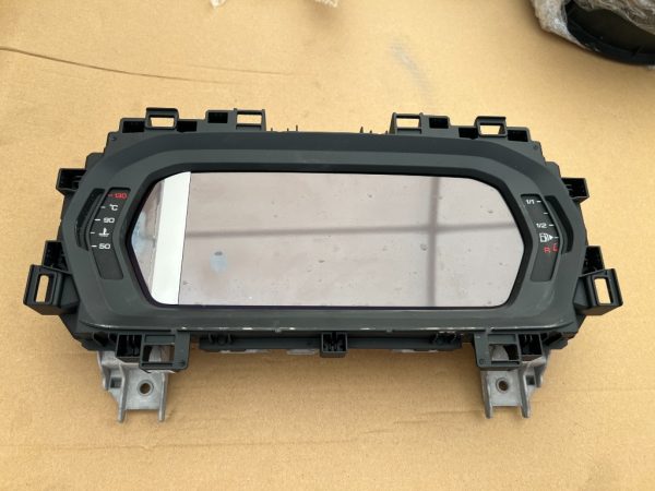 Ceasuri bord digitale AID 8Y0920700C 8Y0 920 700 C Audi A3 8Y din 2023 - Dezmembrari Auto