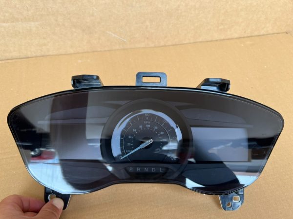 Ceasuri bord Ford Mondeo 5 MK5 din 2018 benzina hybrid JS7T-10849-CPC - Dezmembrari Auto