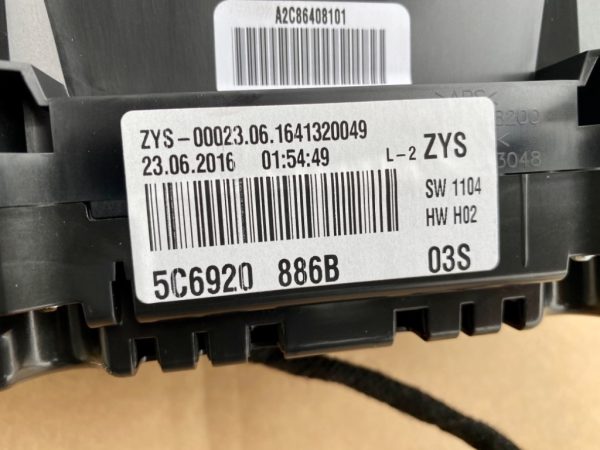 Ceasuri bord COLOR 3D VW Jetta 2017 2.0 tdi 5C6920886B, 5C6 920 886 B - Dezmembrari Auto - imagine 3