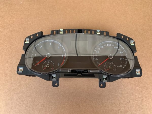 Ceasuri bord VW Golf 7 2016 1.6 tdi 5G1920641A 5G1 920 641 A la 0 km - Dezmembrari Auto