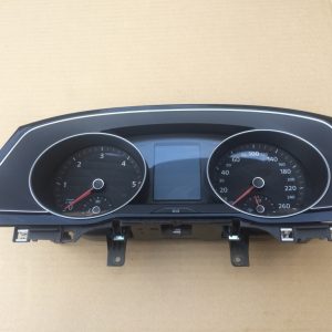 Ceasuri bord VW Passat B8 3G0920751A 3G0 920 751 A - Dezmembrari Auto