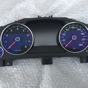 Ceasuri bord VW Touareg 7P6920882R 7P6 920 882 R - Dezmembrari Auto
