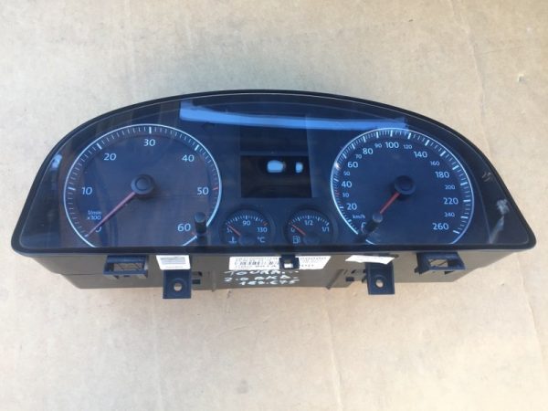 Ceasuri bord VW Touran 2005 1.9 TDI 1T0 920 850 G 1T0920850G - Dezmembrari Auto