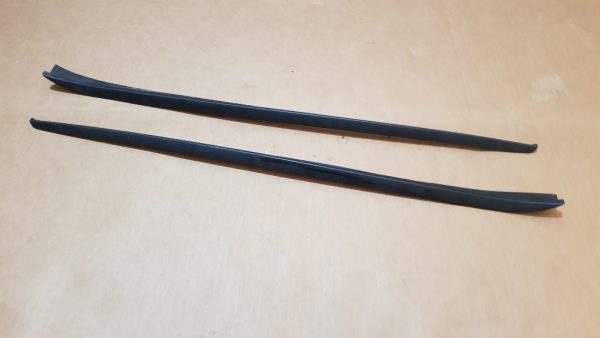 Cheder chedere parbriz stanga dreapta VW Passat B8 3G0854327 3G0854328 - Dezmembrari Auto