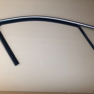 Cheder cromat usa dreapta fata VW Passat B8 3G0837432M 3G0 837 432 M - Dezmembrari Auto